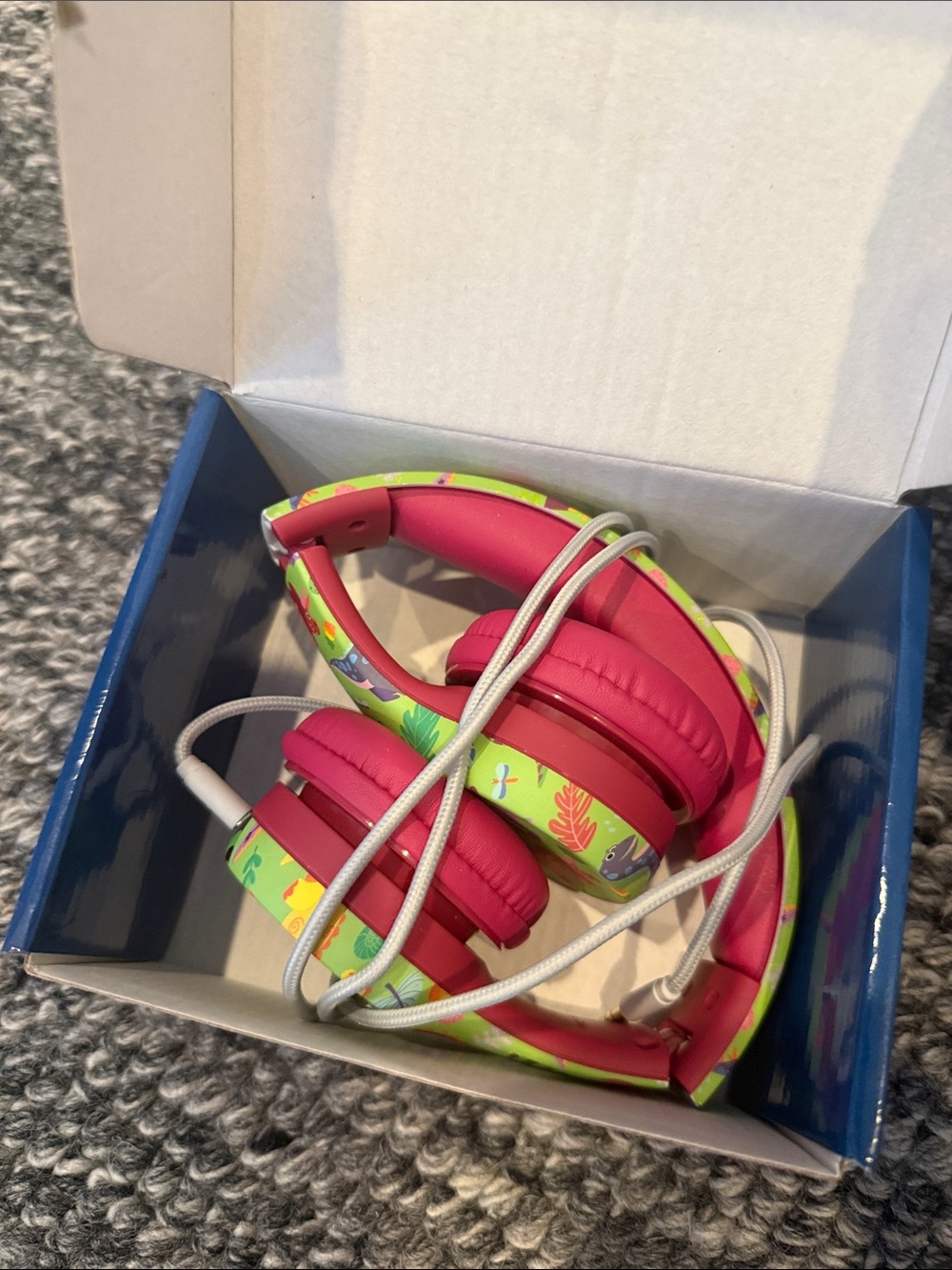 Snug Play + Kids Headphones - Pink & Green Jungle Design